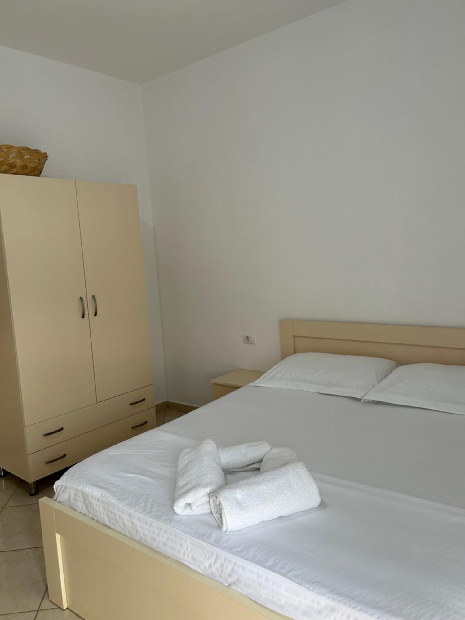 Apartment Viktori *